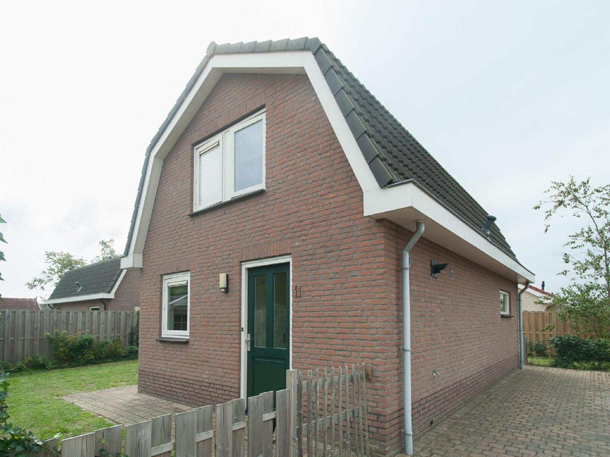 Nice House With Large Garden In And Near The Sea
